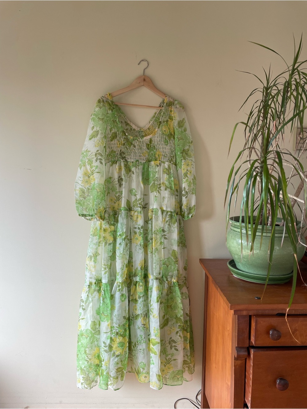 Dreamy vintage 1970s fairy floral maxi dress with puff sleeves 70s